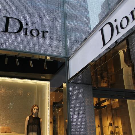 how often does dior restock online|Dior return label.